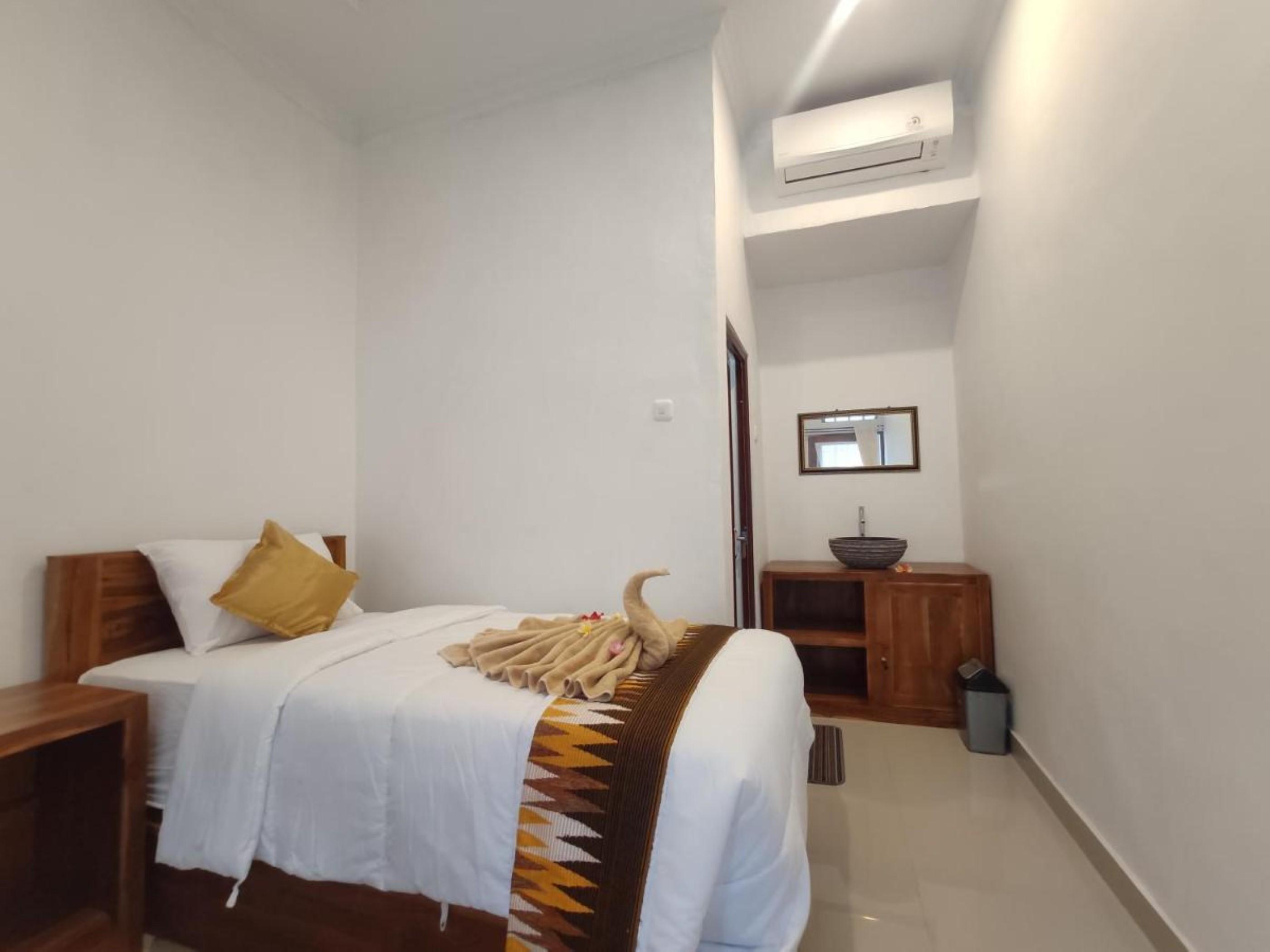 Gedhong Hostel Batununggul Εξωτερικό φωτογραφία