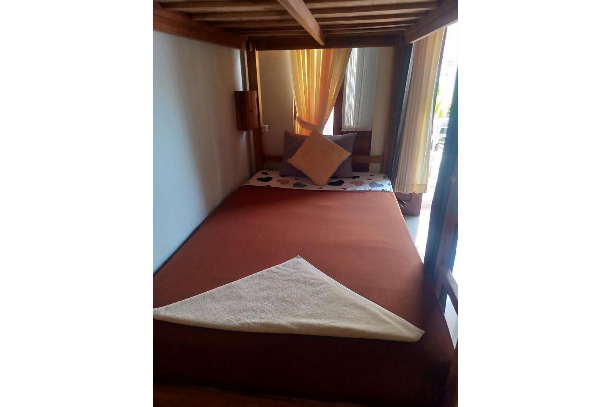 Gedhong Hostel Batununggul Εξωτερικό φωτογραφία