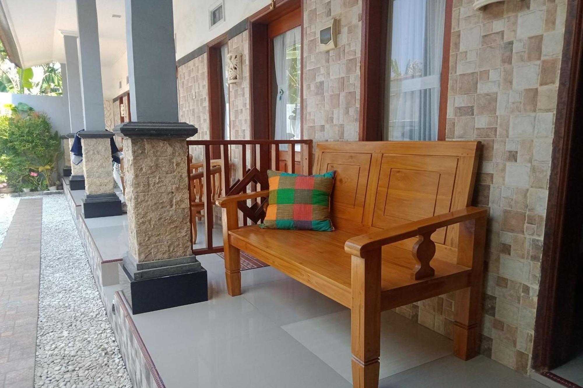 Gedhong Hostel Batununggul Εξωτερικό φωτογραφία